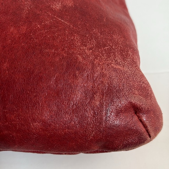 Fossil genuine reddish leather distressed crossbody purse zip close front pocket - Picture 8 of 16